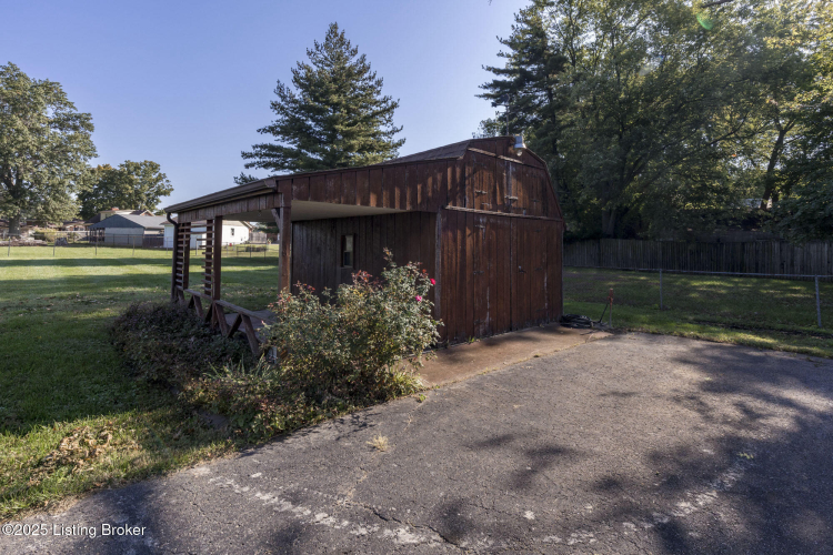 Listing Image 48