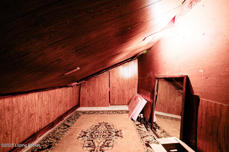Listing Image 29