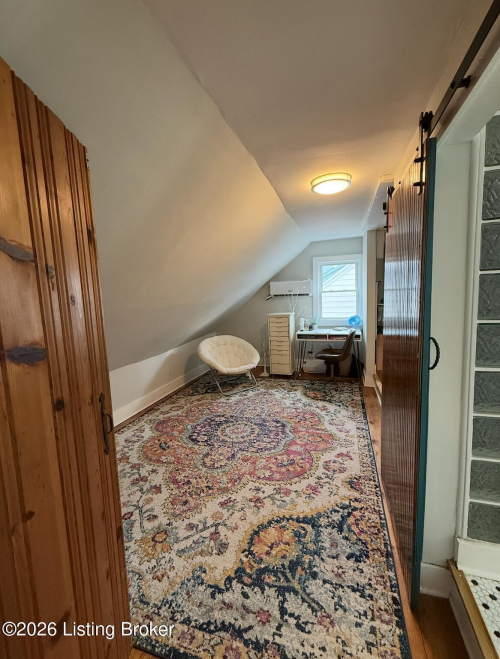 Listing Image 24