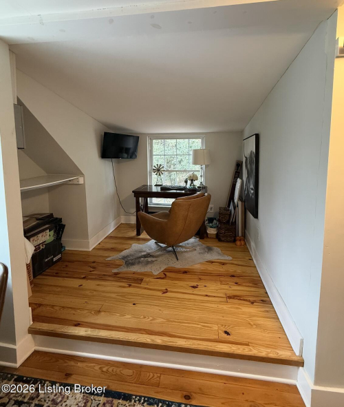 Listing Image 26