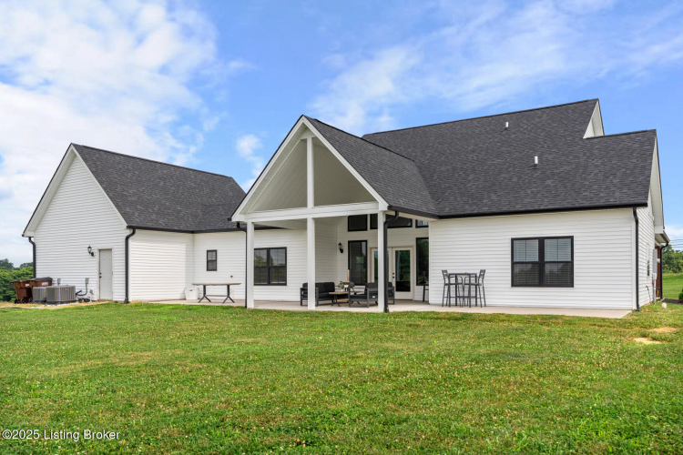 Listing Image 33