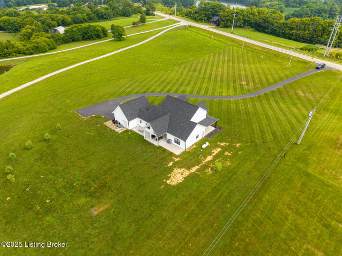 Listing Image 47