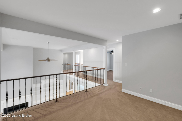Listing Image 64