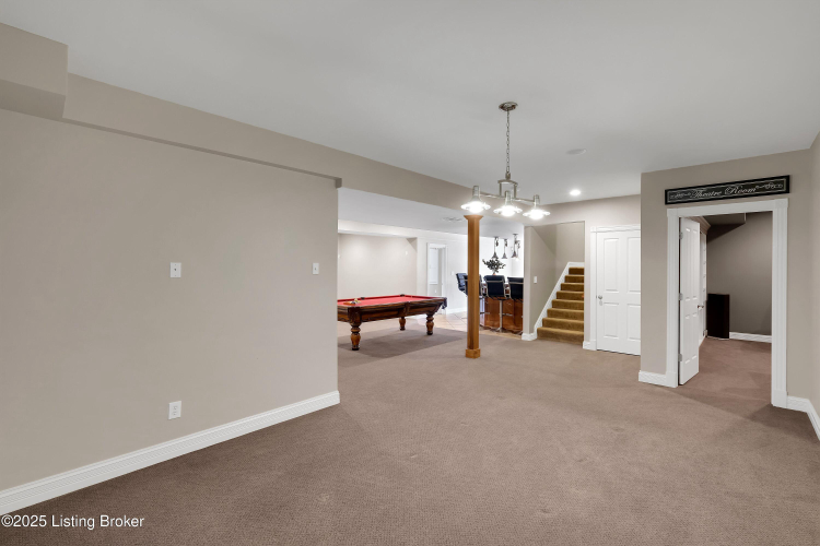 Listing Image 74