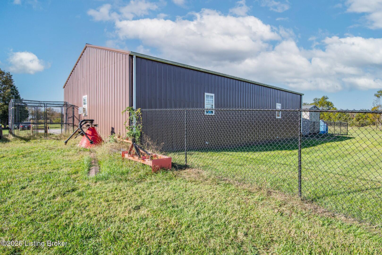 Listing Image 91