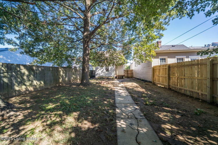 Listing Image 36