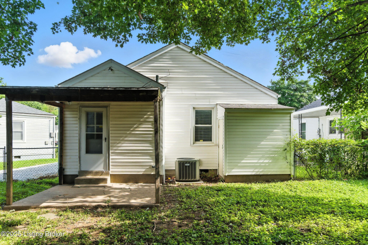Listing Image 38