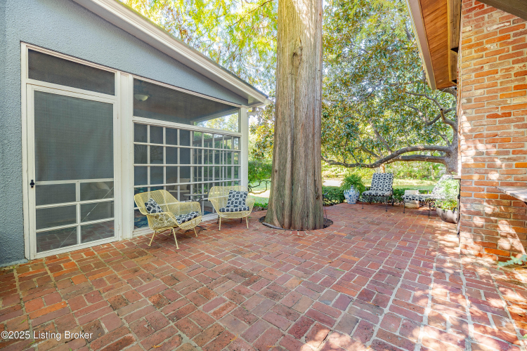 Listing Image 56