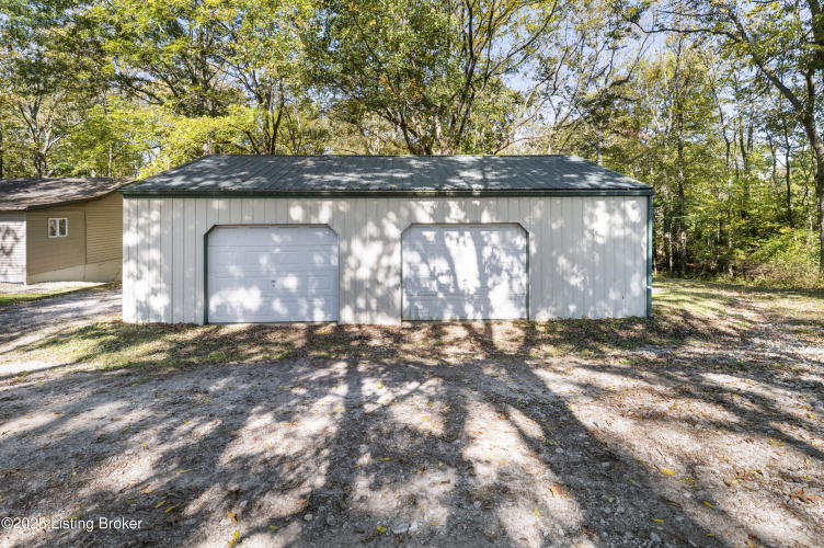 Listing Image 40