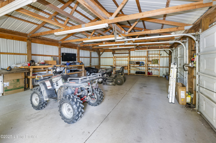 Listing Image 41