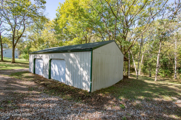 Listing Image 64