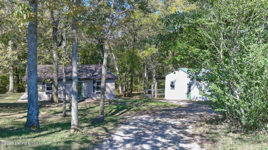 Listing Image 82