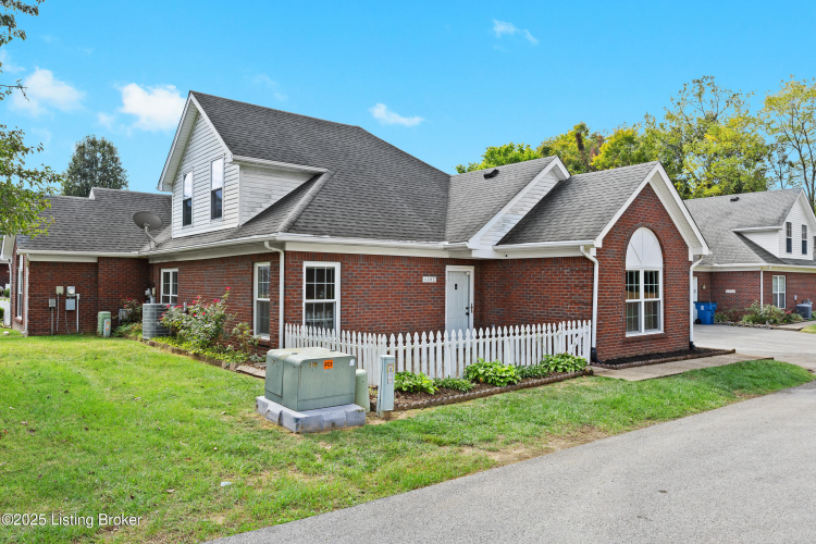 Listing Image 25