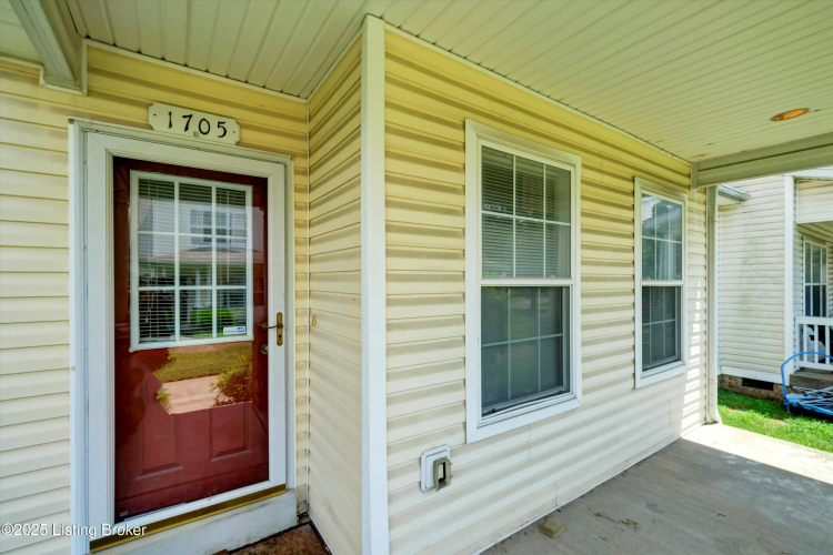 Listing Image 6