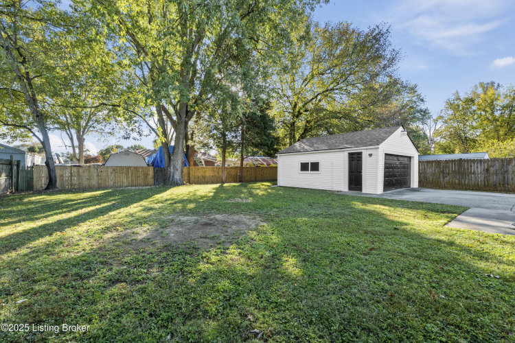 Listing Image 38