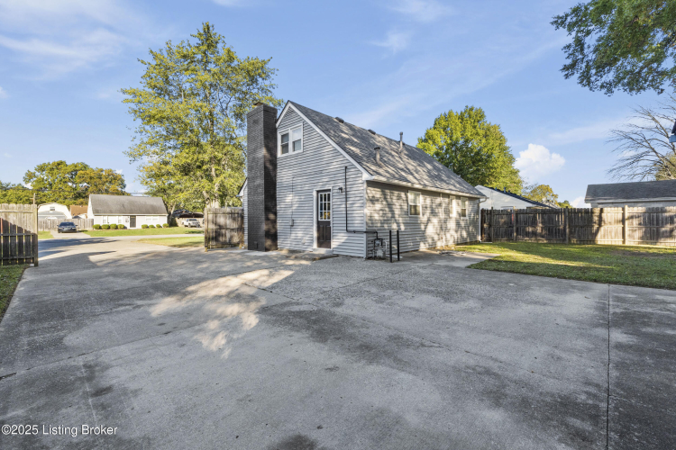 Listing Image 39
