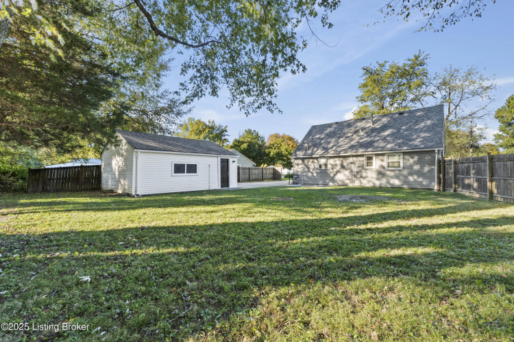 Listing Image 40
