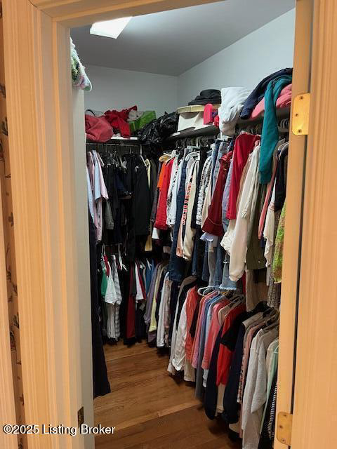 Listing Image 27