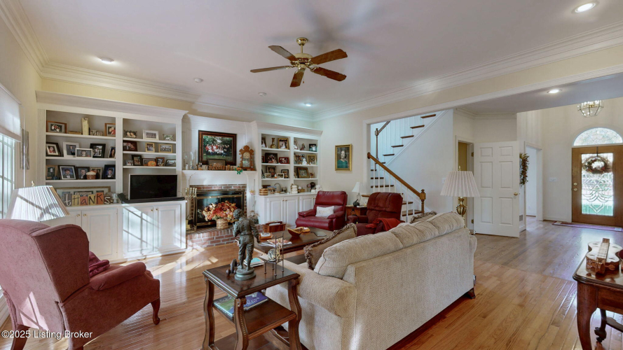 Listing Image 52