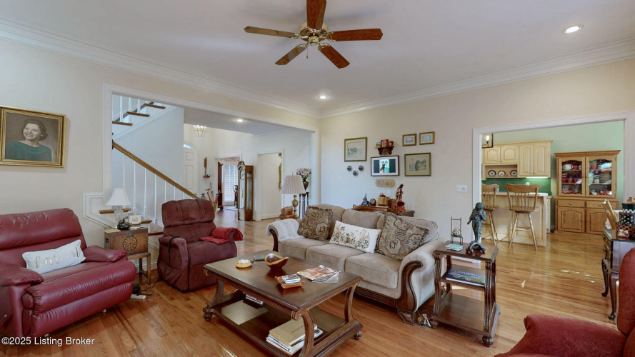 Listing Image 53