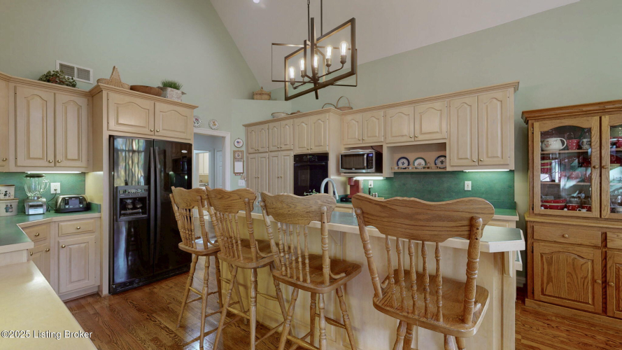 Listing Image 54