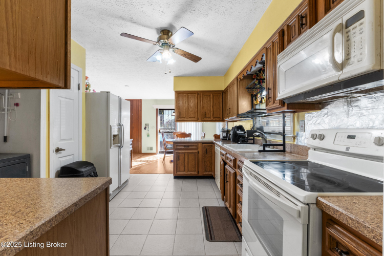 Listing Image 17