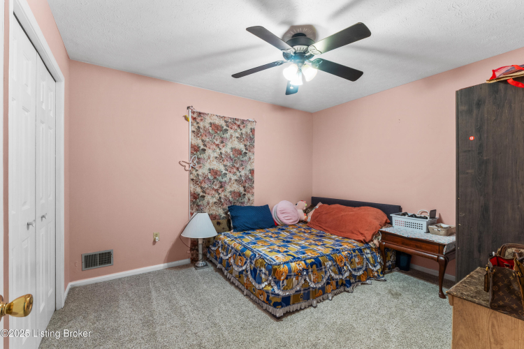 Listing Image 30