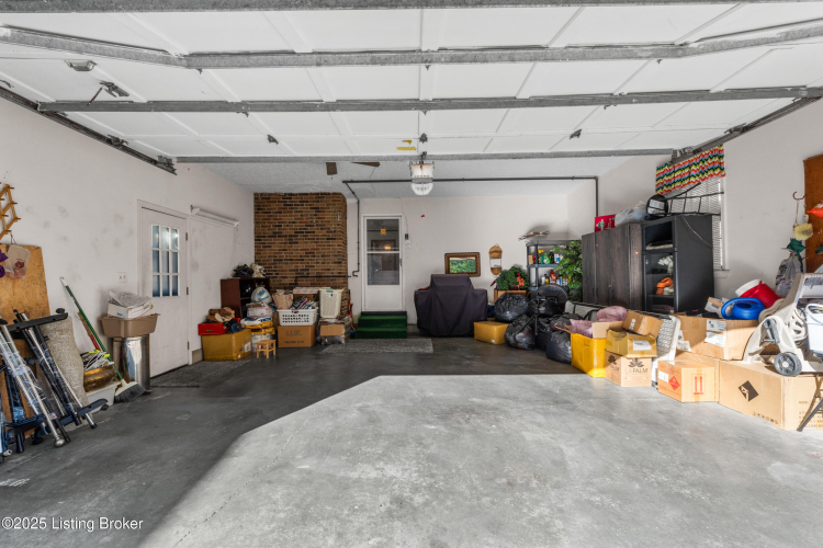 Listing Image 45