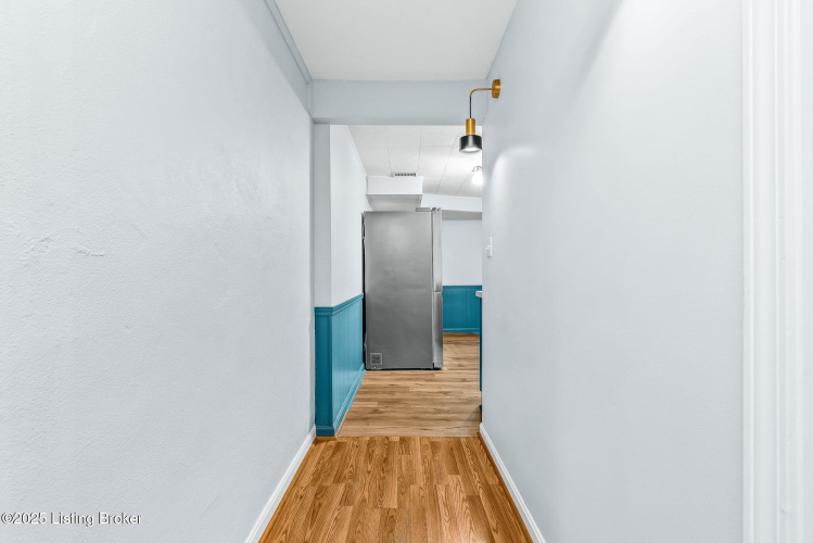 Listing Image 33
