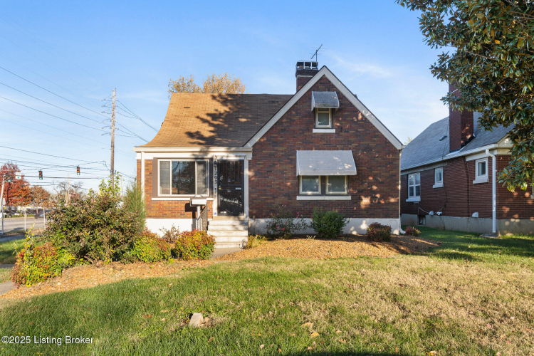 Listing Image 3