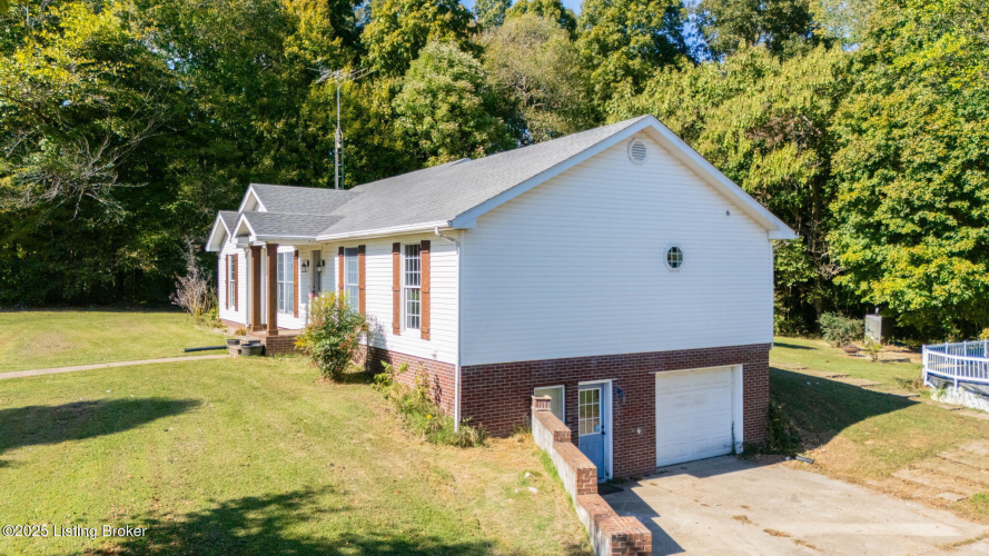 Listing Image 28