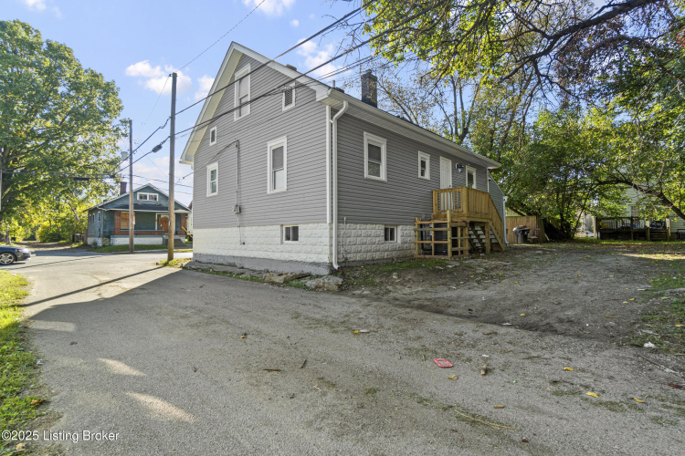 Listing Image 33