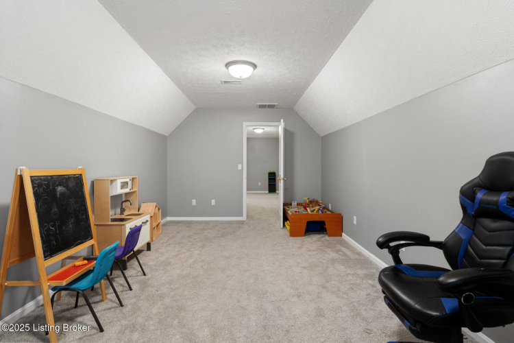 Listing Image 24