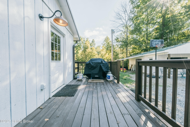 Listing Image 53
