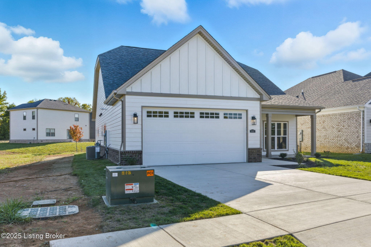 Listing Image 53