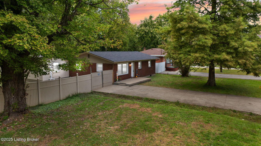 Listing Image 55