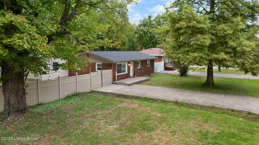 Listing Image 56