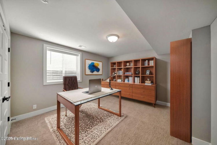 Listing Image 21