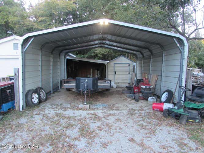 Listing Image 19