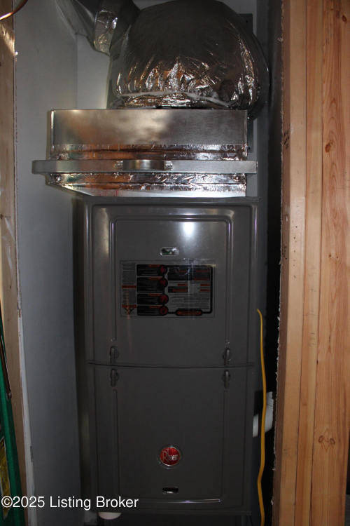 Listing Image 15