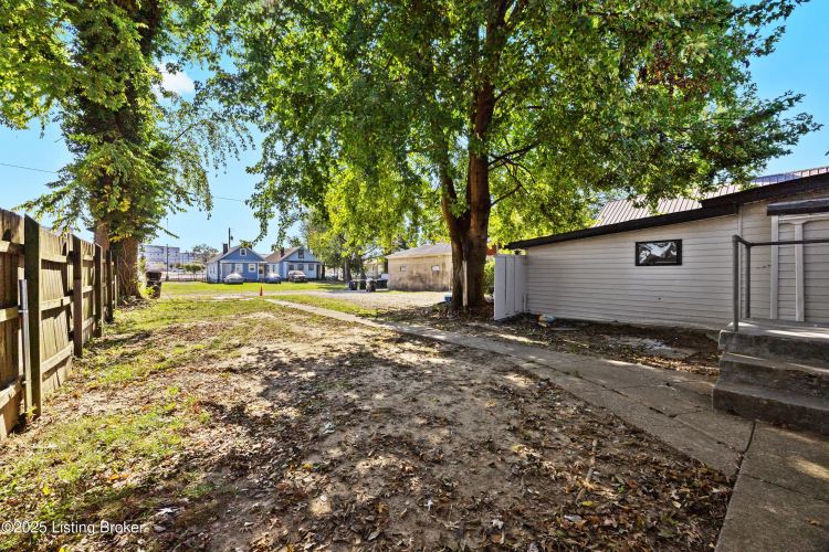 Listing Image 15