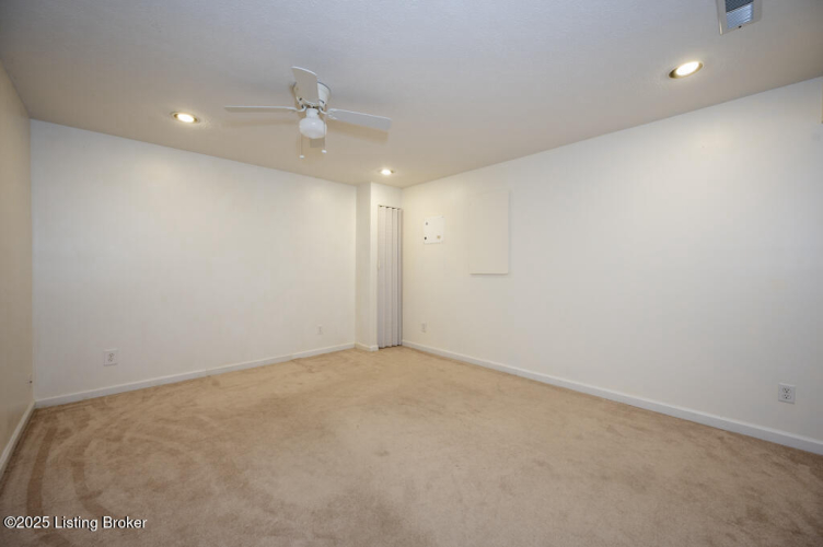 Listing Image 44