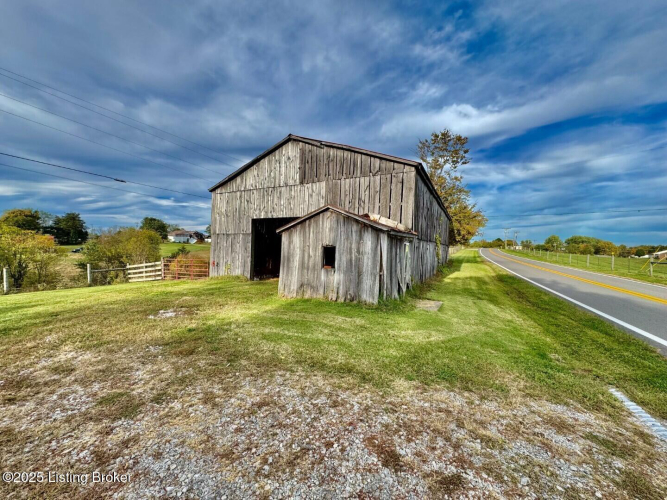 Listing Image 20
