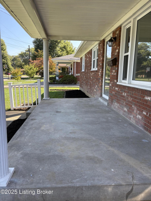 Listing Image 15