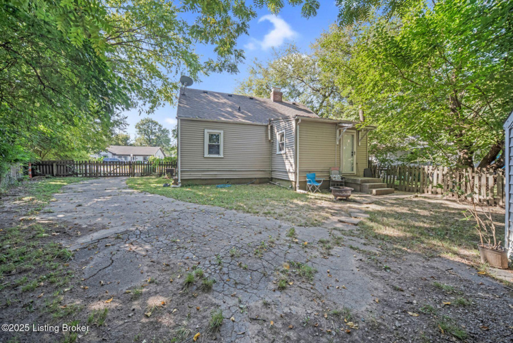 Listing Image 24