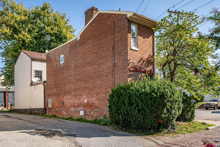 Listing Image 47