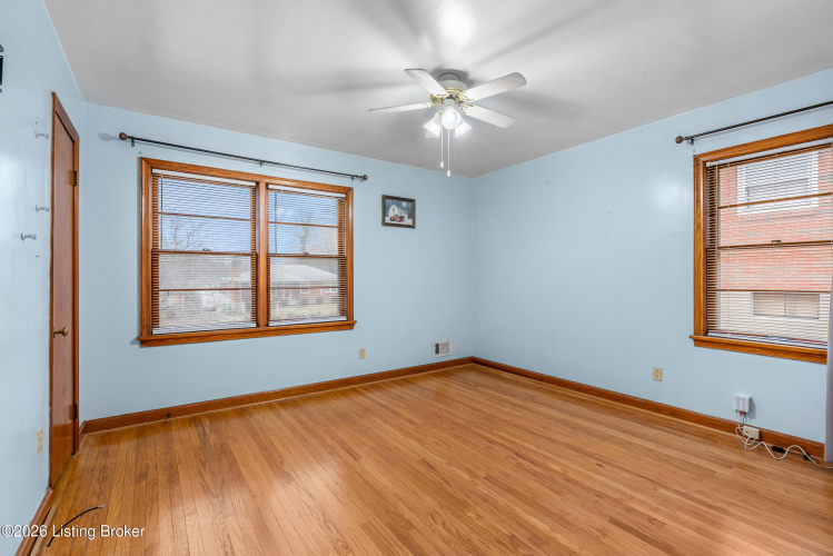 Listing Image 53