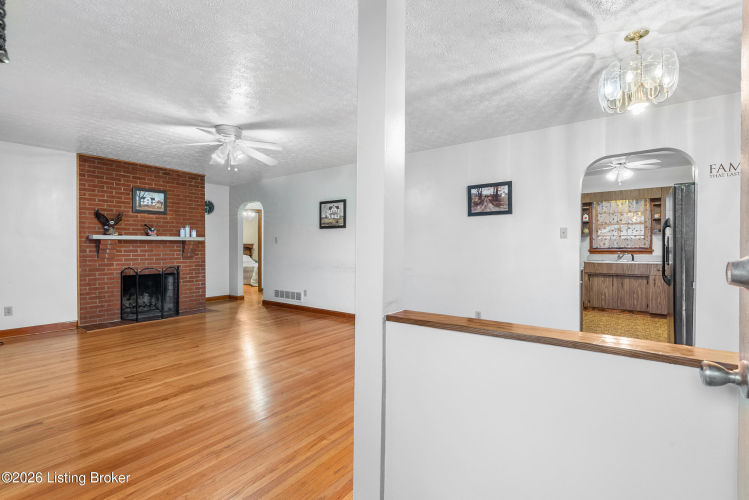 Listing Image 66