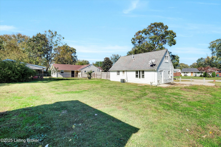 Listing Image 26