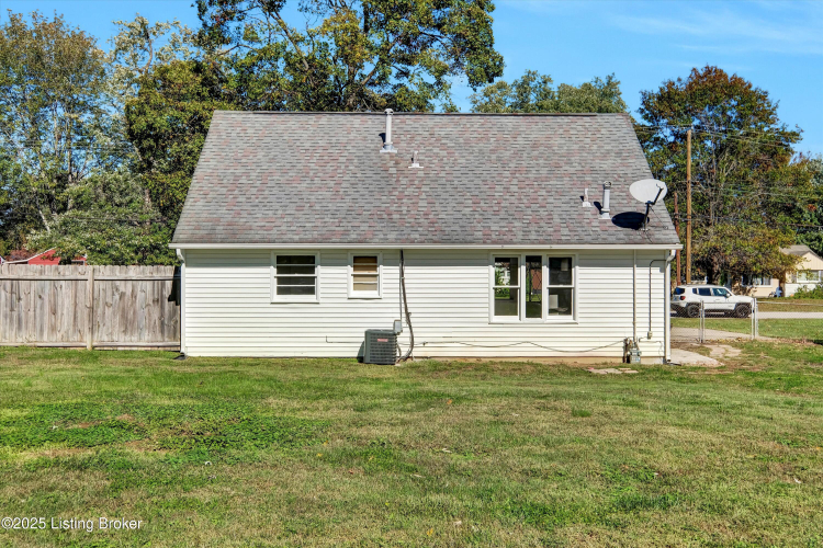 Listing Image 30